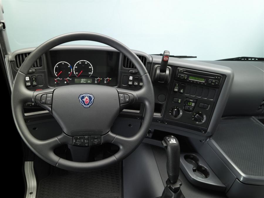  Scania G420 6x4 2005 года  (фото 2 из 4)